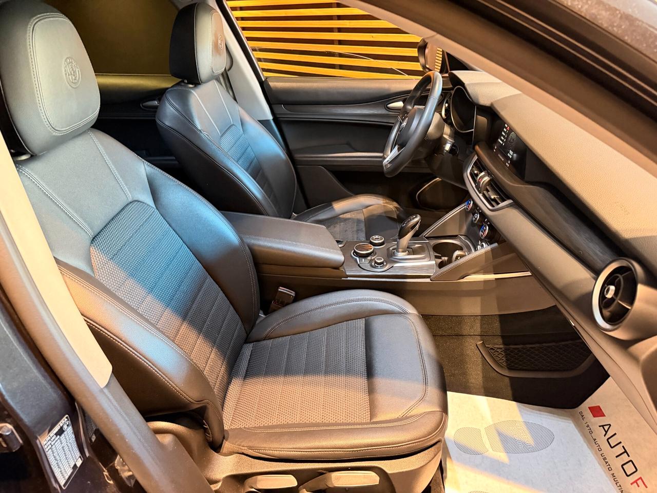 Alfa Romeo Stelvio 2.2 Turbodiesel 180 CV AT8 RWD Executive