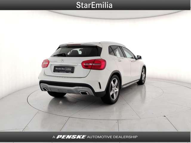 Mercedes-Benz GLA 200 GLA 200 d Automatic Premium