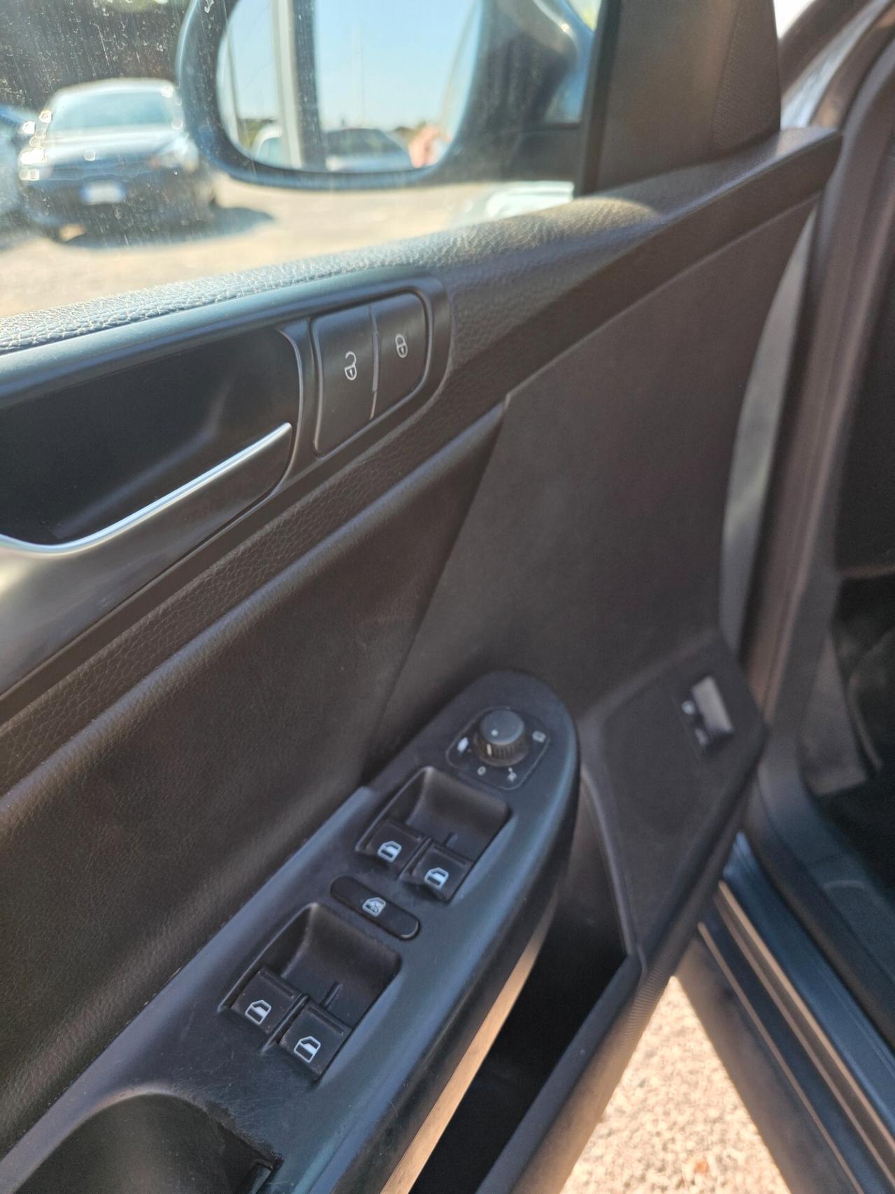 Volkswagen Passat 2.0 TDI DPF Var. Highline