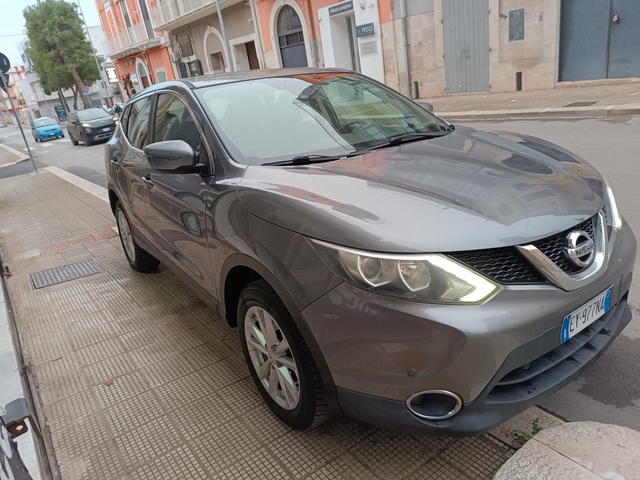 Nissan Qashqai 1.5 dCi TEKNA NAVI CAMERA FULL
