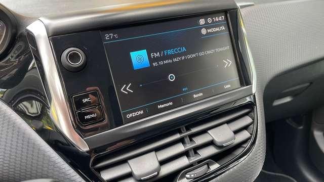Peugeot 208 5 Porte 1.2 PureTech 82cv Allure S&S neopatent