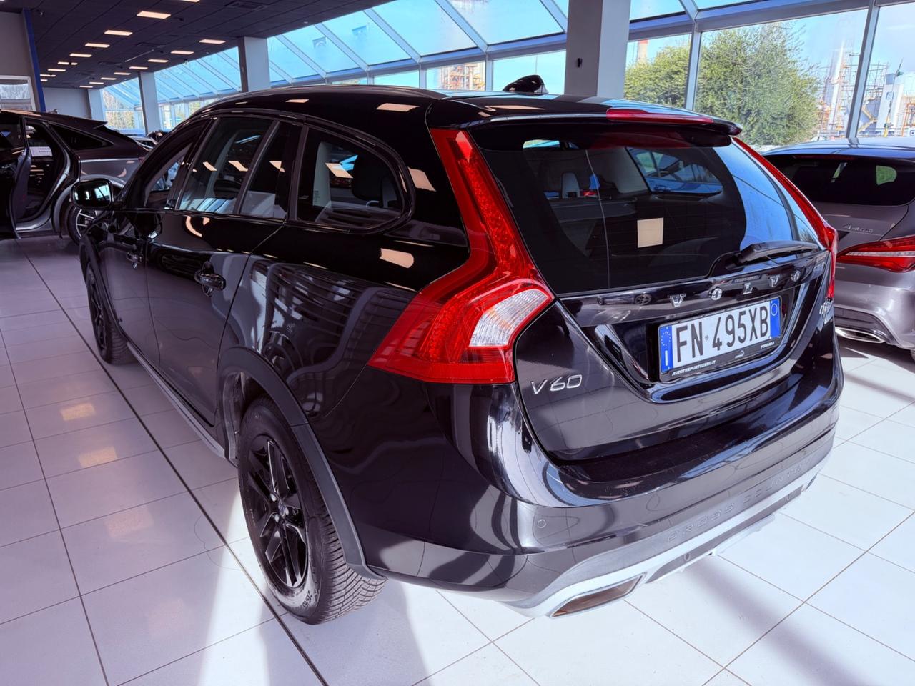 Volvo V60 Cross Country D3 Business