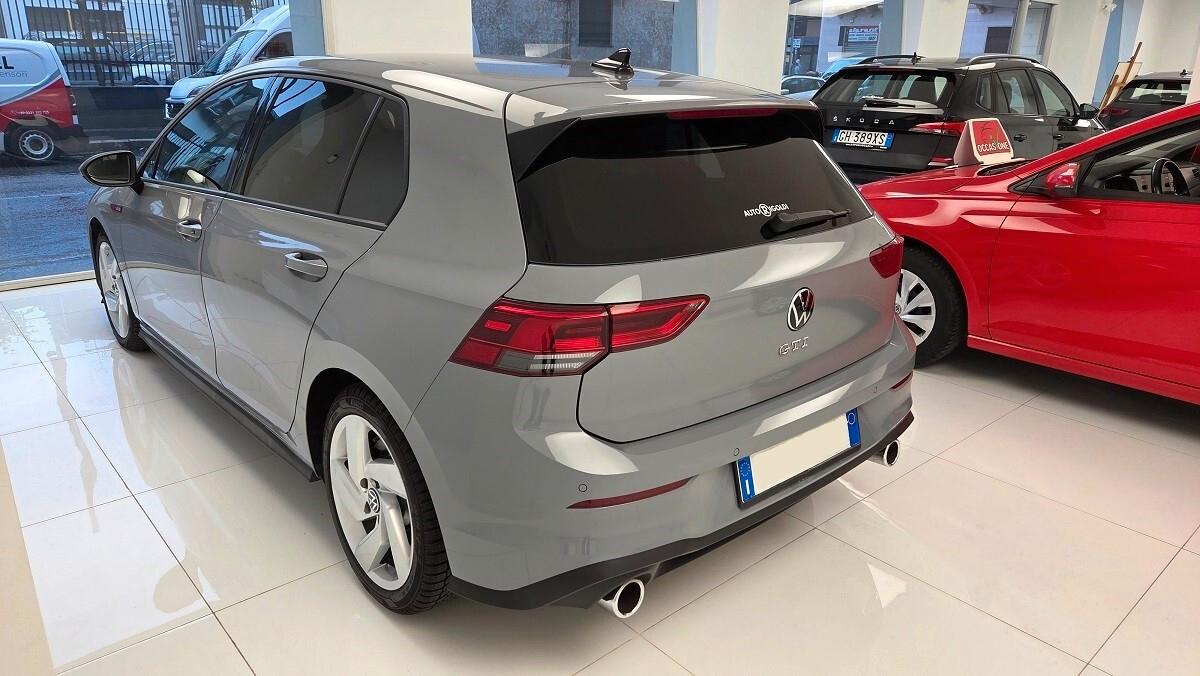 Volkswagen Golf GTI Golf 2.0 TSI GTI