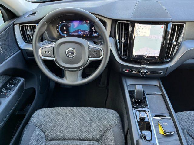 VOLVO XC60 B4 (d) automatico Core