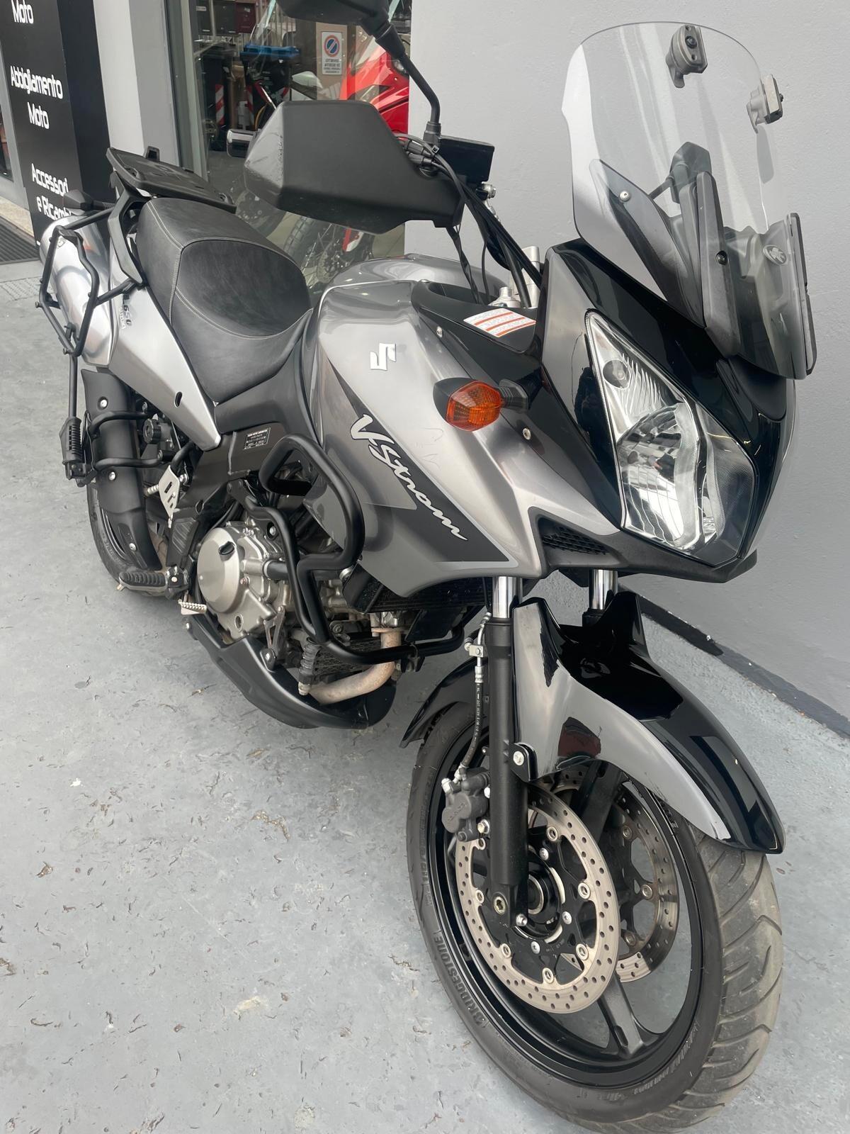 Suzuki V Strom DL 650 - 2007
