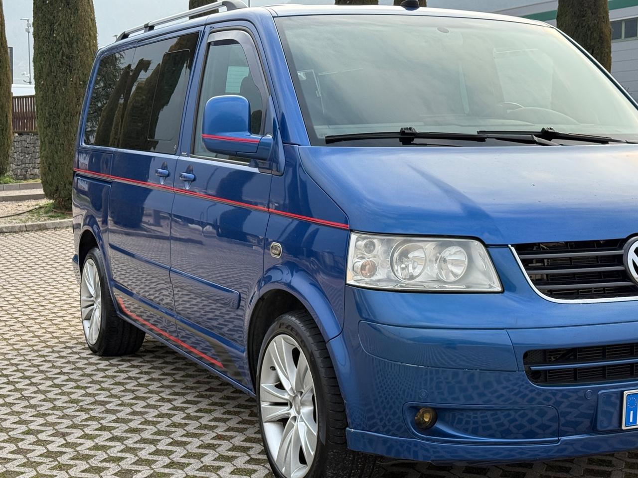 Multivan 2.5 TDI/174CV !!! MOTORE NUOVO !!! 7 posti Autom