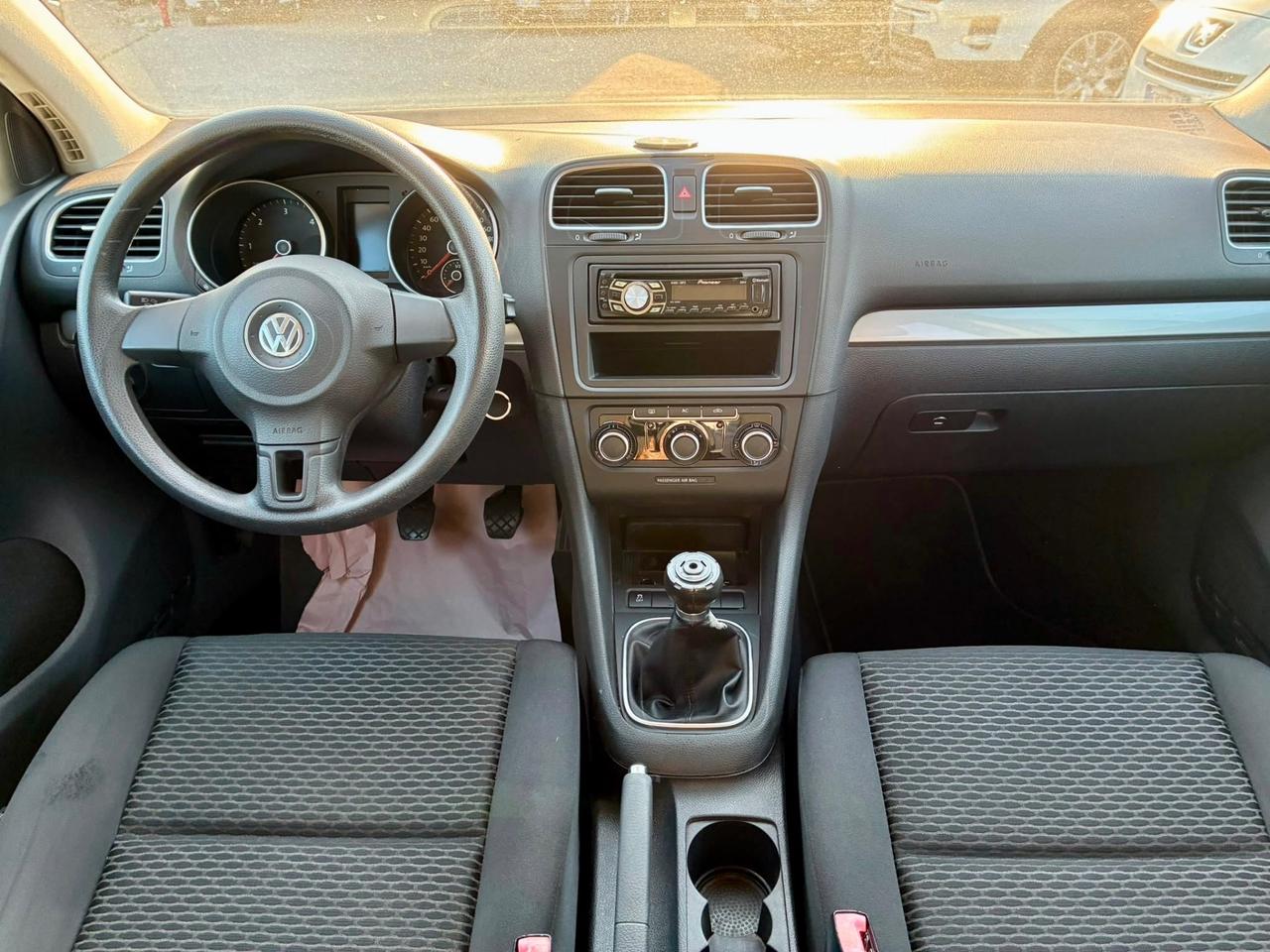 Volkswagen Golf 1.6 TDI DPF 5p. Highline Sportline