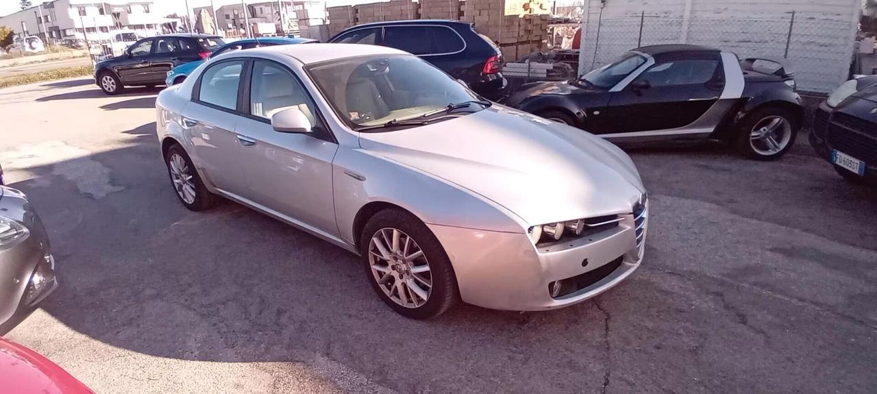 Alfa Romeo 159 1.9 JTDm 16V Exclusive