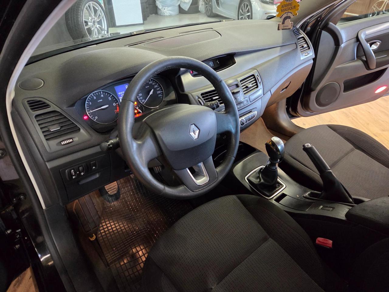 Renault Laguna Berlina Laguna 1.6 16v