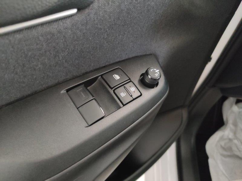 TOYOTA Yaris 4ª serie - Yaris 1.5 Hybrid 5 porte Business