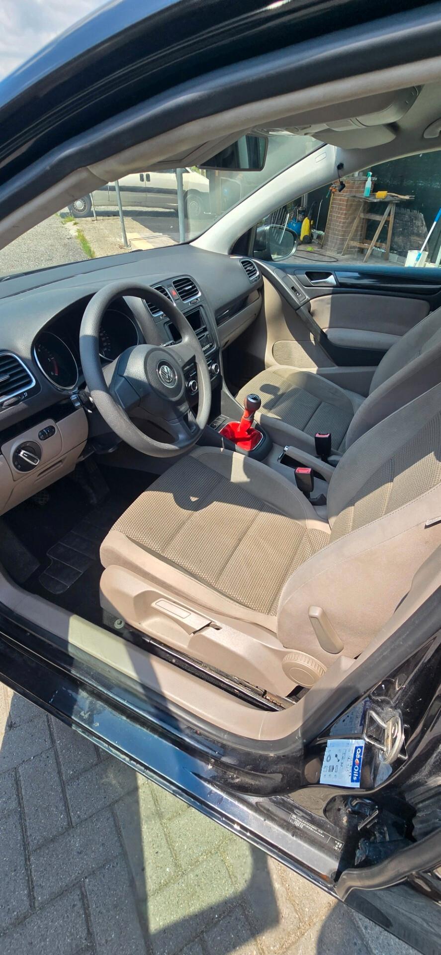 Volkswagen Golf 2.0 TDI 110CV