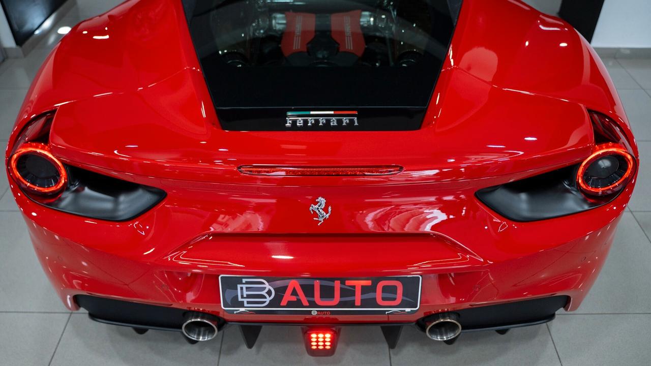 Ferrari 488 GTB 3.9 DCT FULL CARBON CARBOCERAMIC DISPLAY SEDIL
