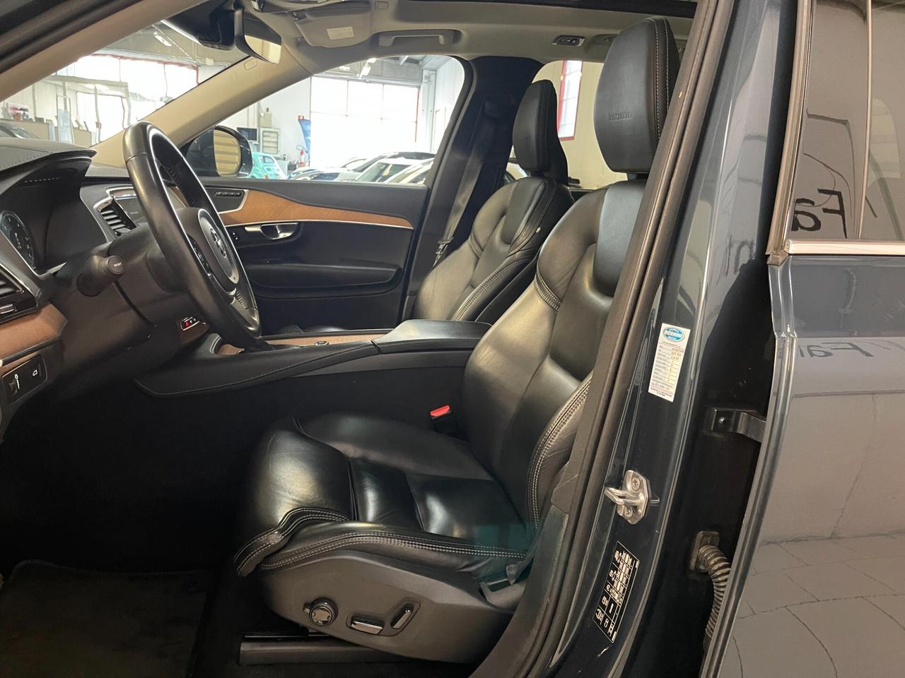 Volvo XC 90 XC90 Inscription D5 awd 235cv geartronic-LEGGI SOTTO