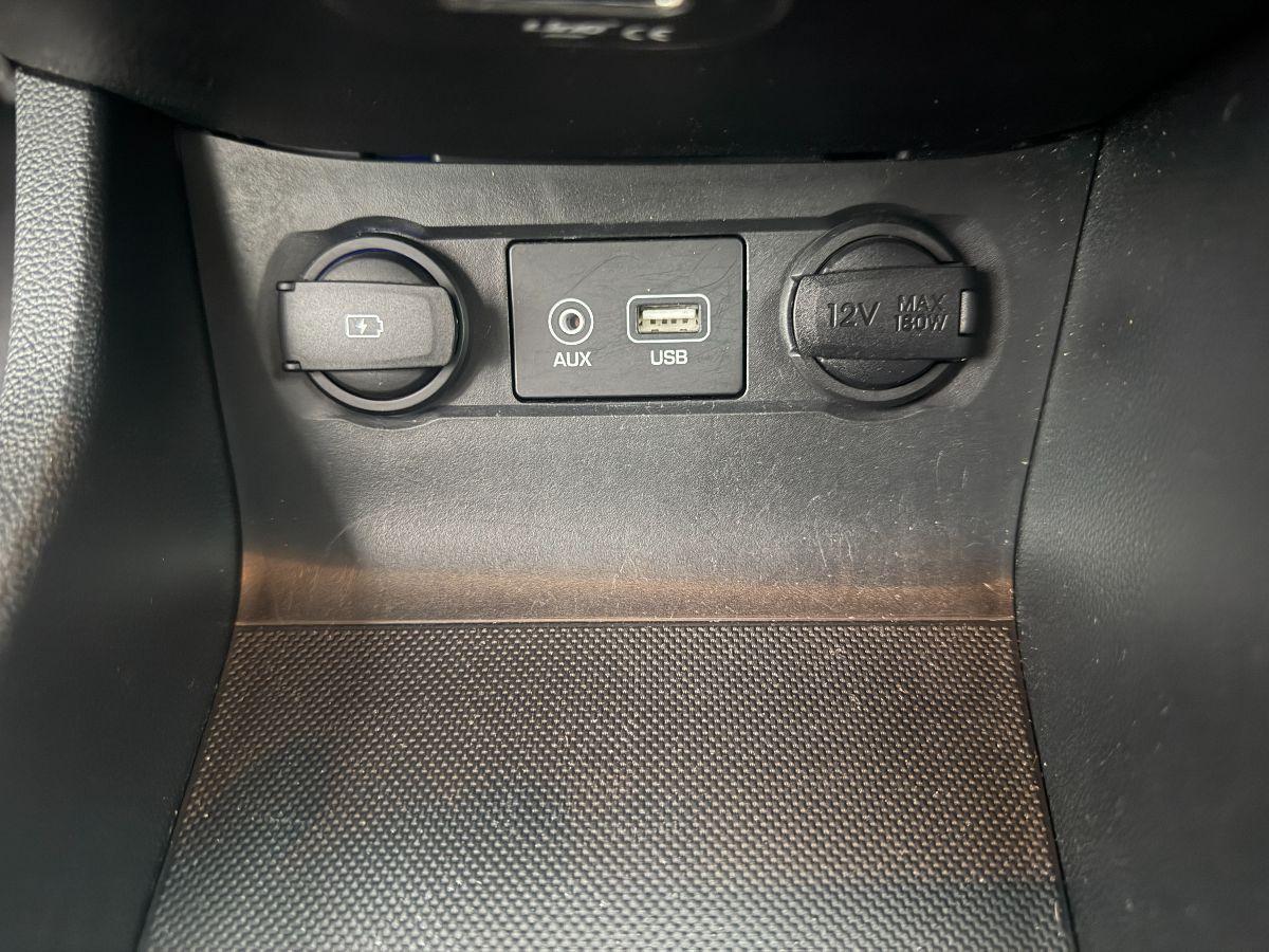 HYUNDAI - i20 - 1.2 5p. Connectline