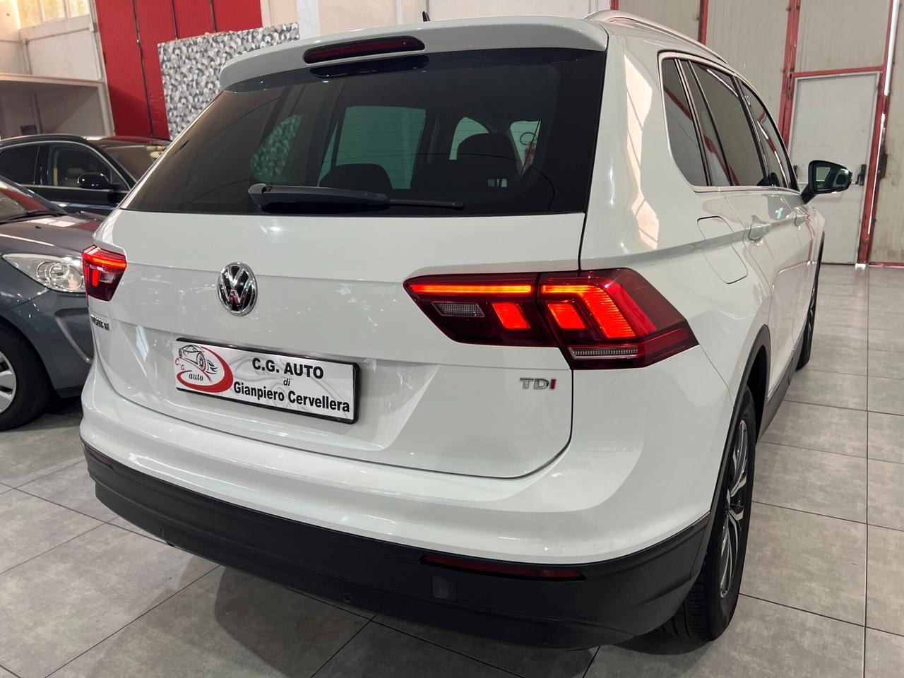 Volkswagen Tiguan 1.6 116 CV - Business Technology - 2017