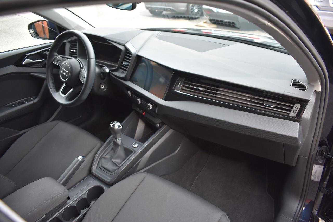 Audi A1 Sportback Restayling 1.0 tfsi 25