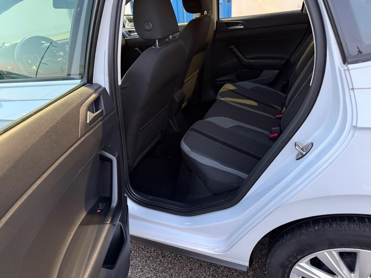 Volkswagen Polo 1.6 TDI 95 CV 5p. Highline R-Line