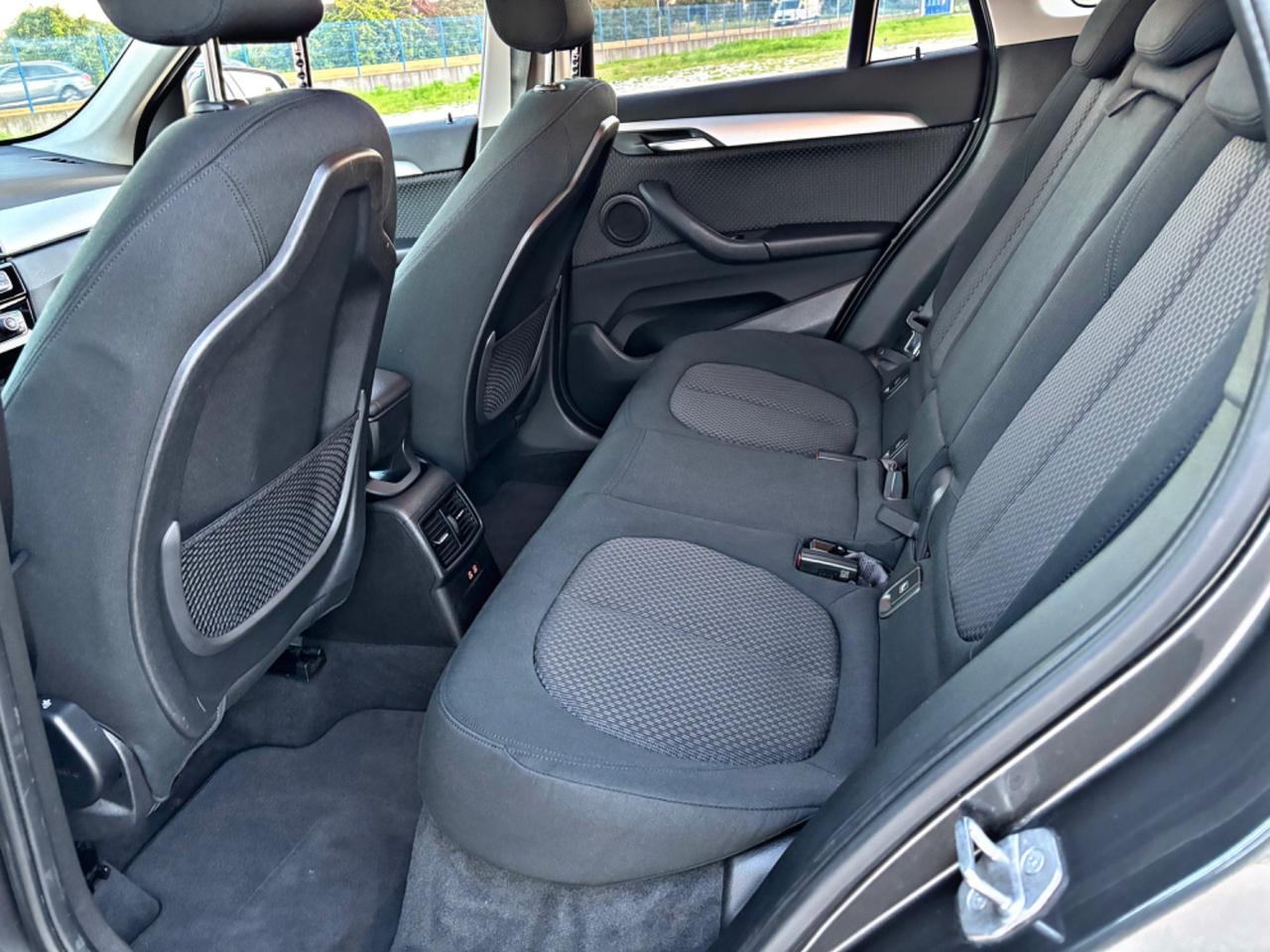 Bmw X1 xDrive25e Sport HYBRID 2022 FULL