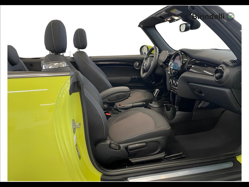 MINI Mini Cabrio (F57) - Mini 1.5 Cooper Classic Cabrio