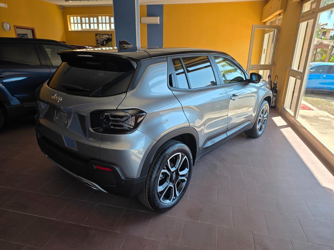 JEEP Avenger 1.2 Turbo 100 CV MHEV Summit