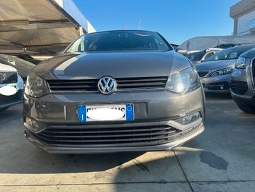 VOLKSWAGEN POLO CON SOLI 123. MILA KM!