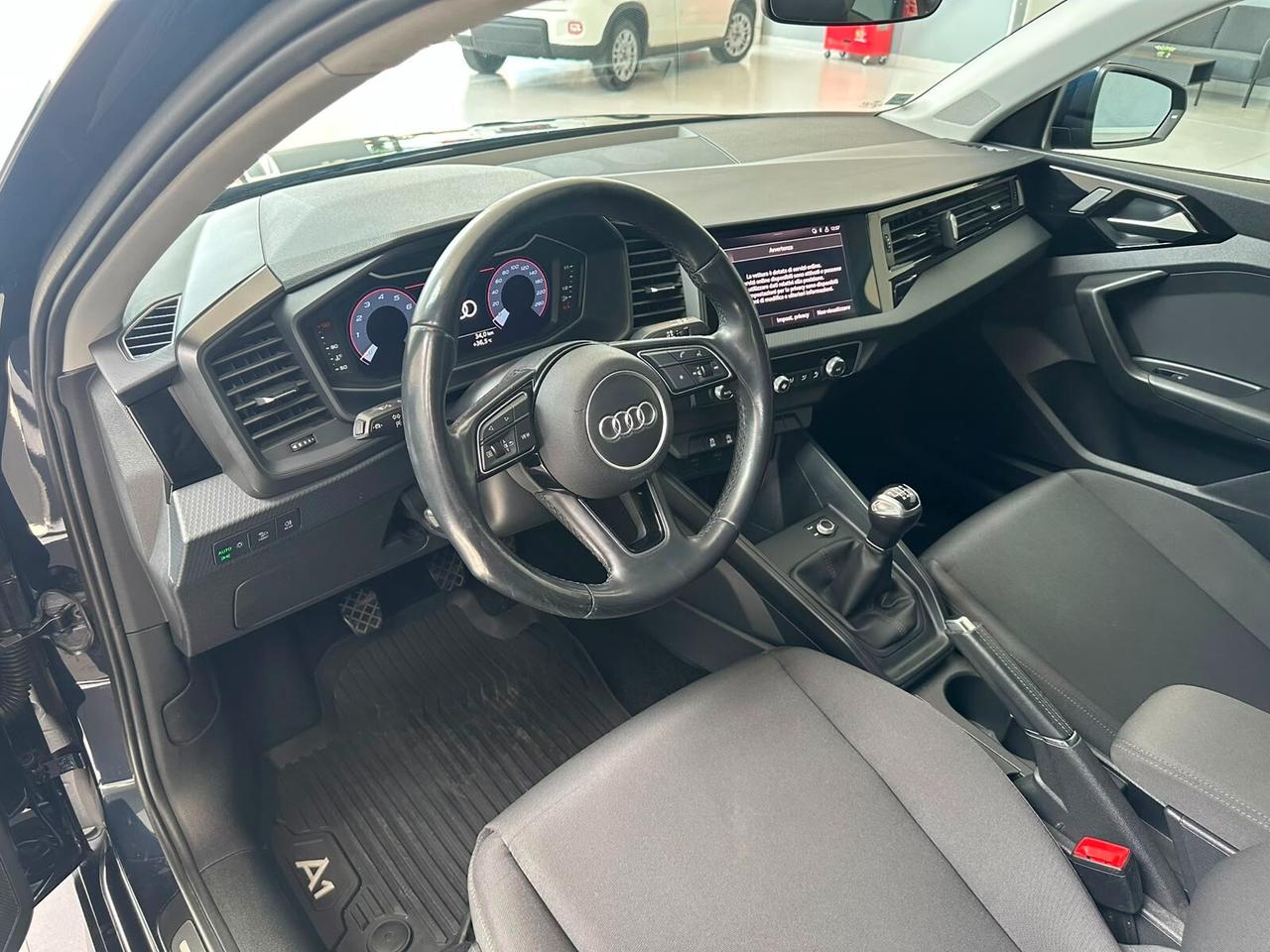Audi A1 citycarver 30 TFSI S tronic Identity Contrast