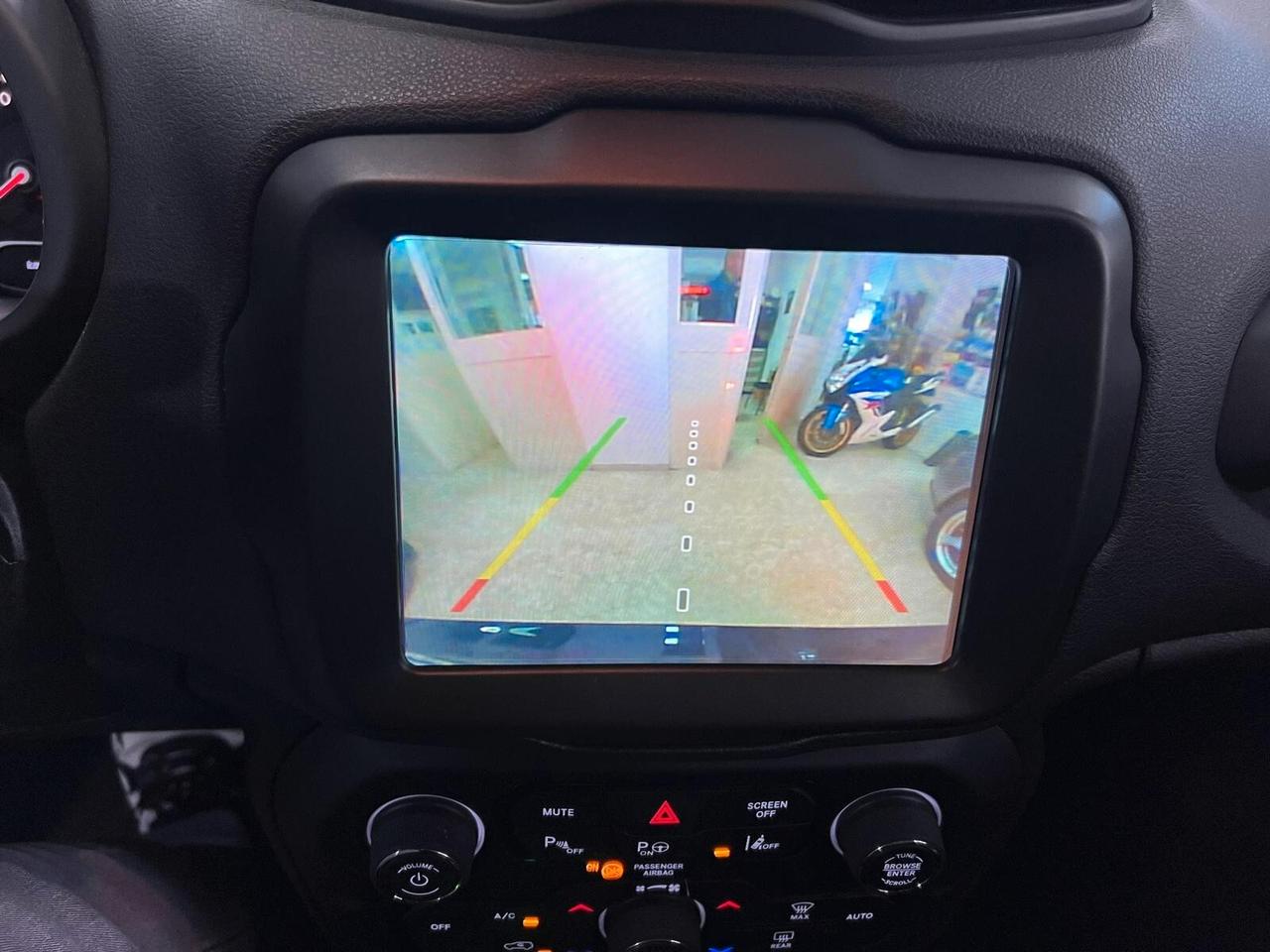 Jeep Renegade 1.3 T4 DDCT S