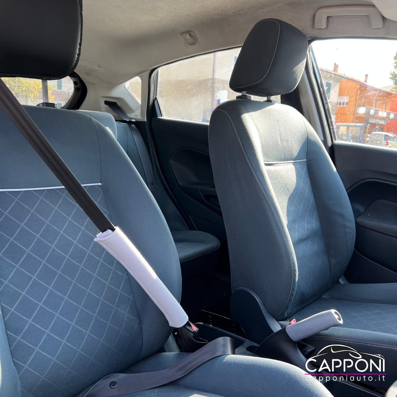 Ford Fiesta 1.4 TDCI 5 porte