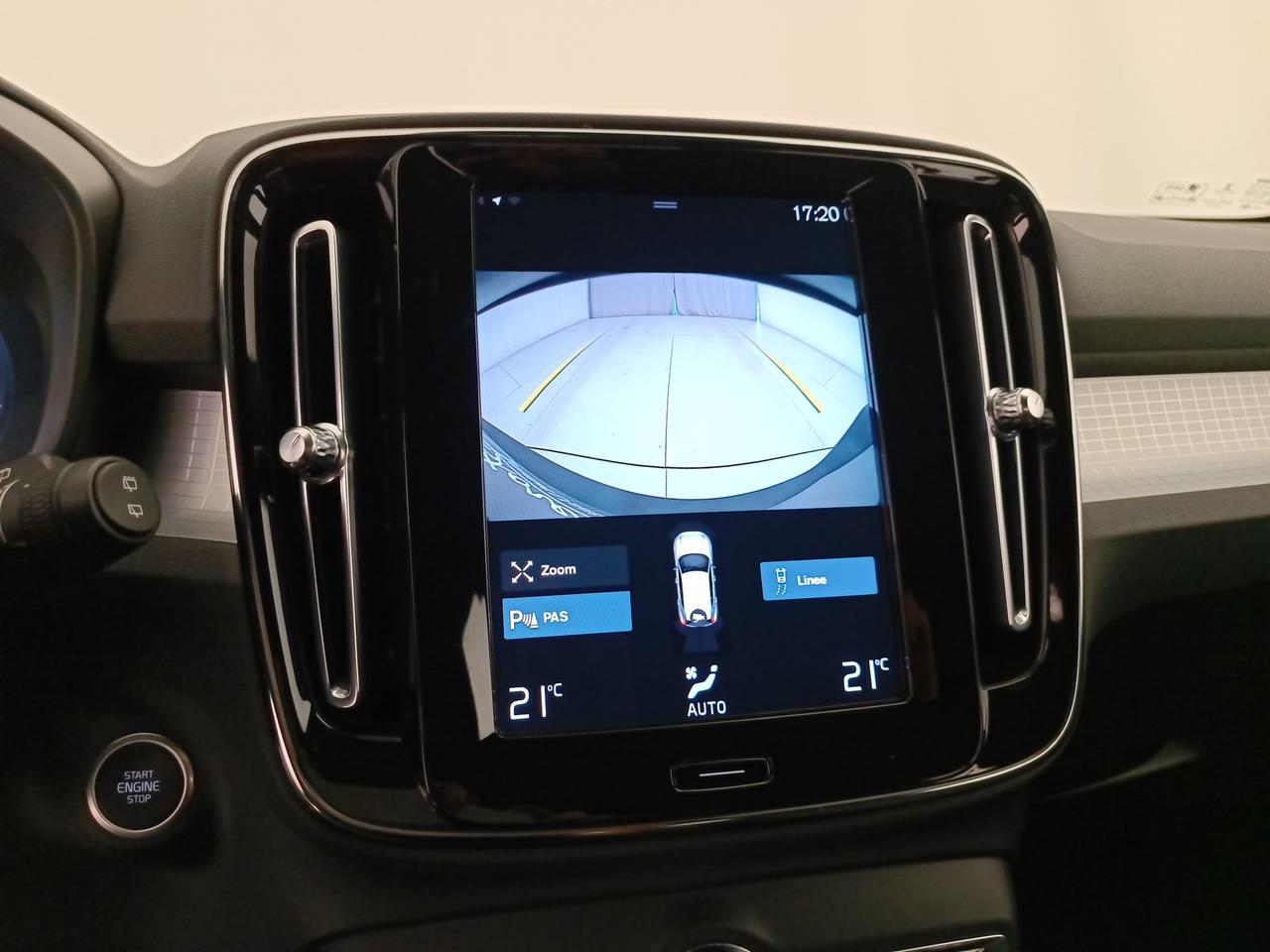 VOLVO XC40 1.5 t3 Momentum Pro 163cv auto my21