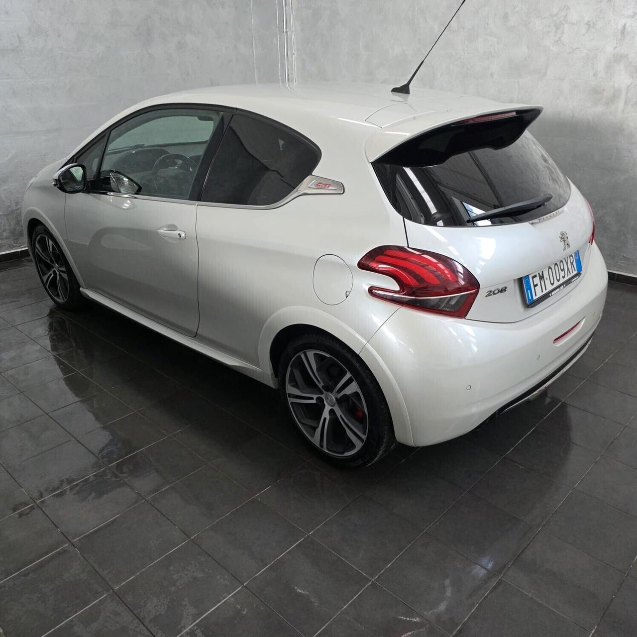 Peugeot 208 1.6 3 porte GTi