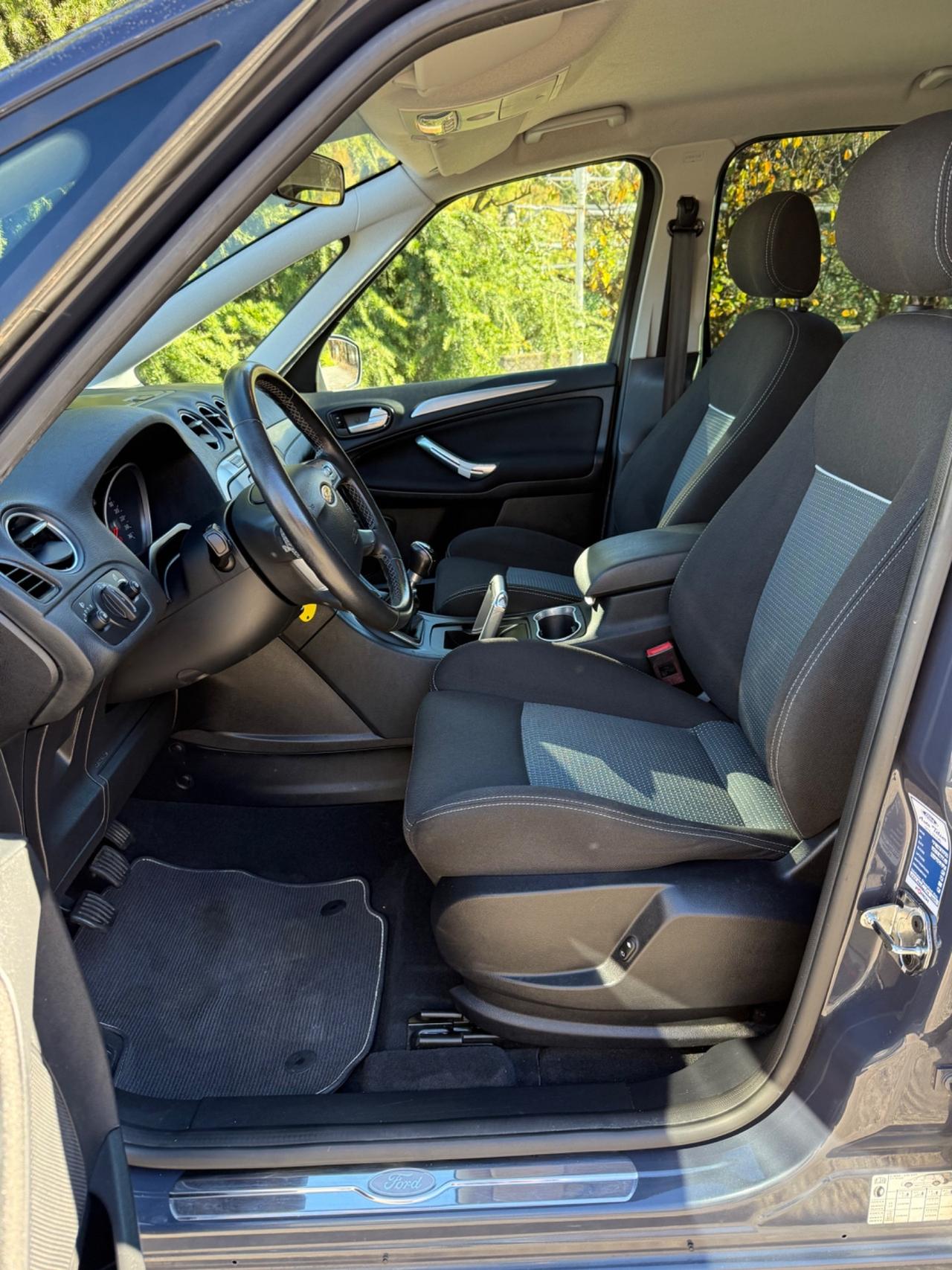 Ford S-Max 2.0 TDCi 140CV 7 posti Business Nav