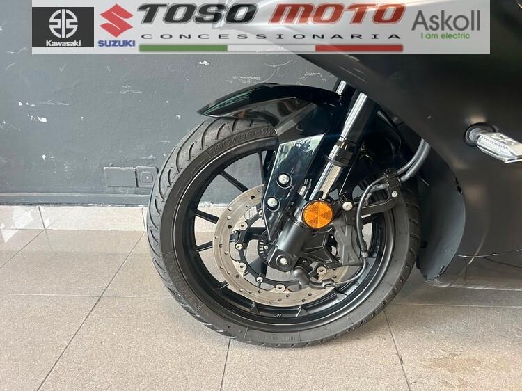 Yamaha YZF R125 R