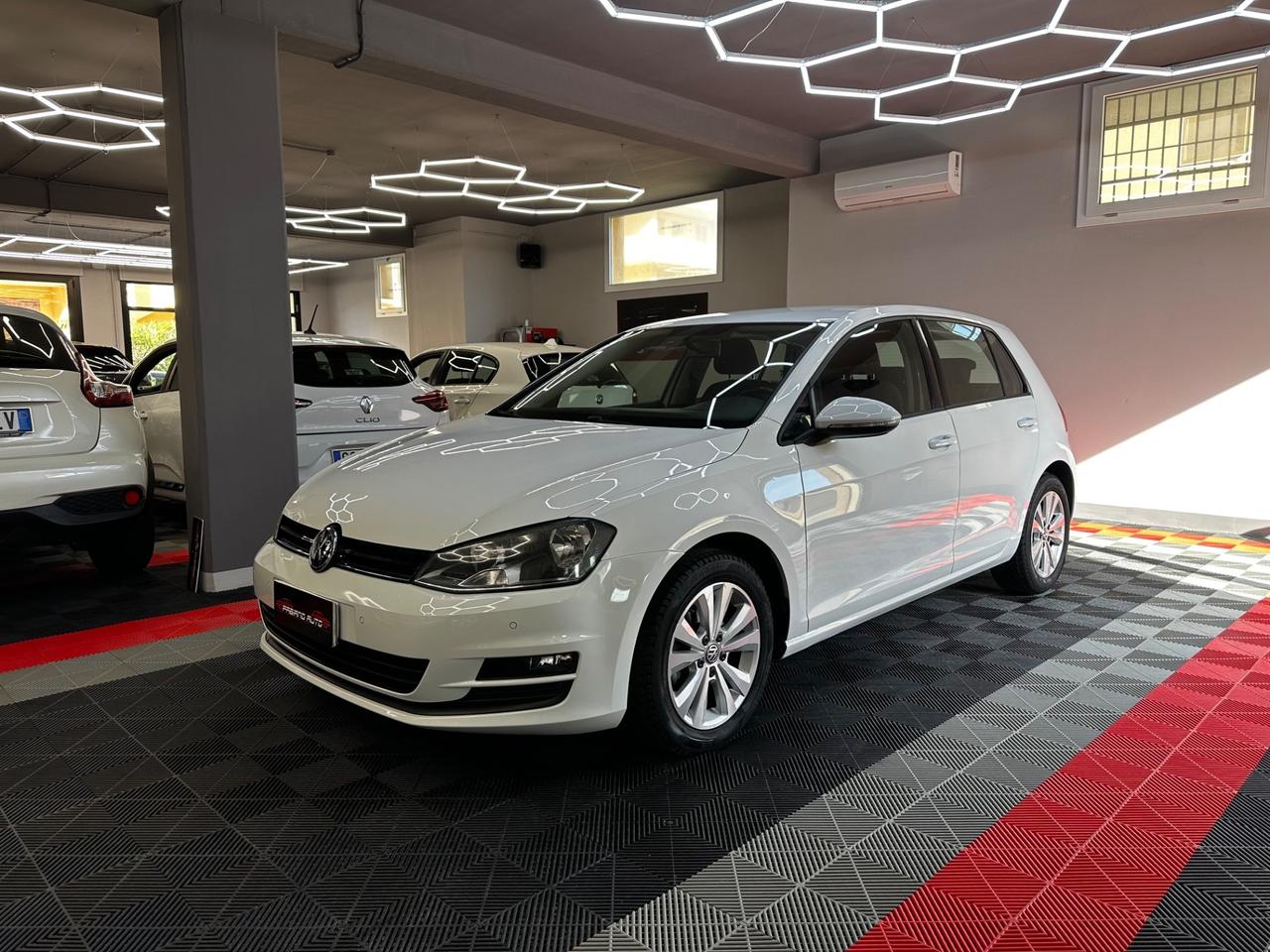 Volkswagen Golf 7 1.6 TDI DSG - FABIANOAUTO