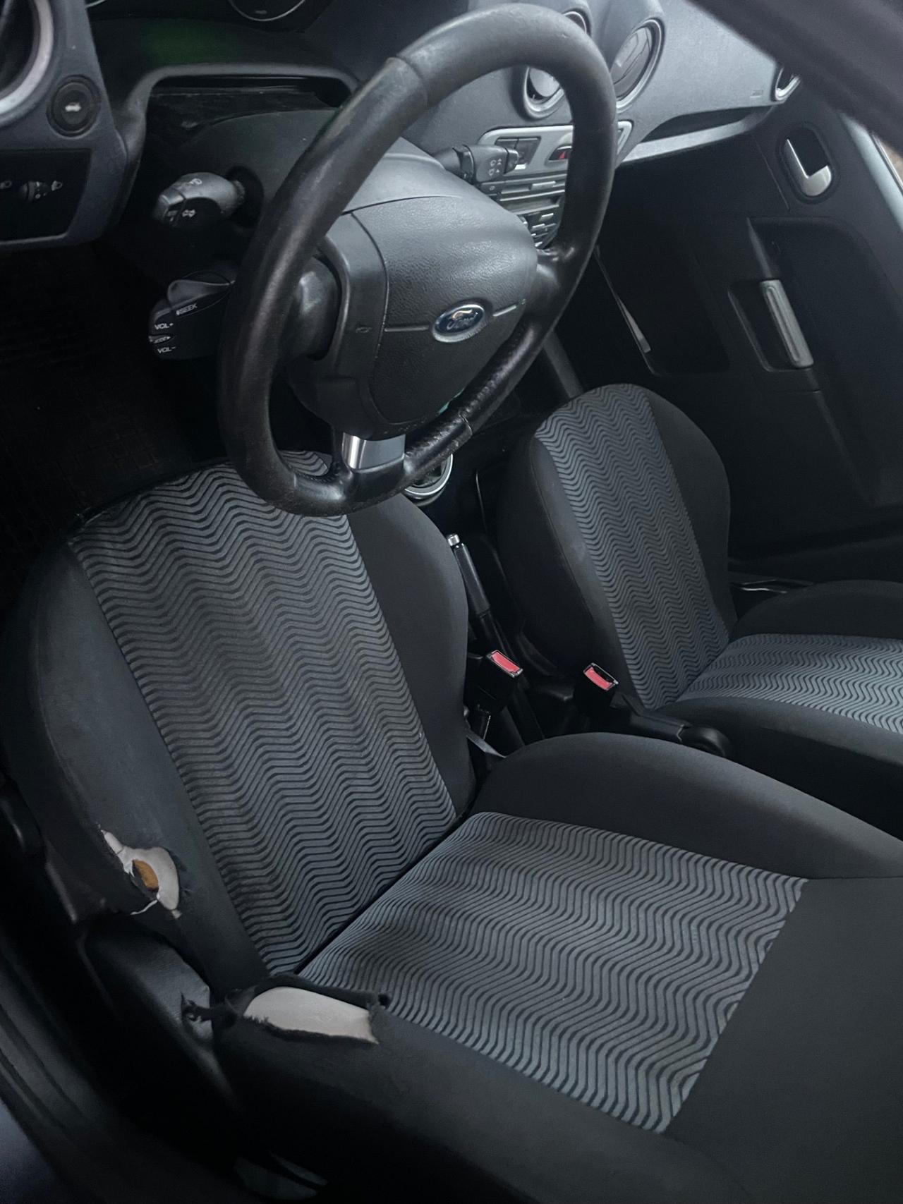 Ford Fusion UAV 1.4 16V 5p.