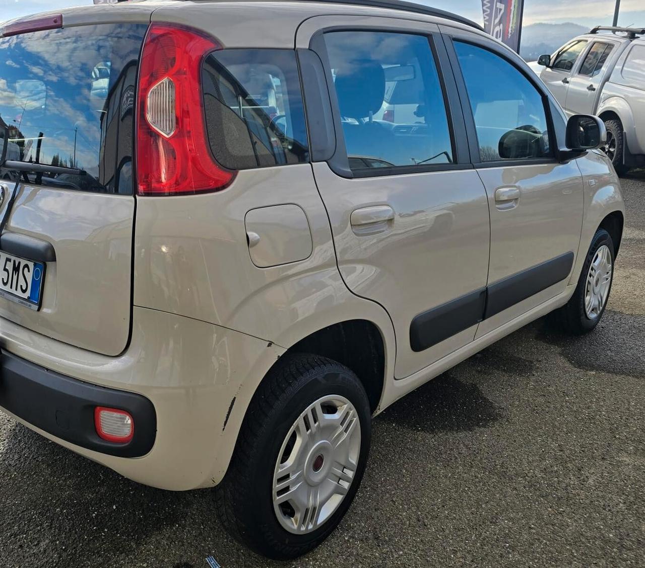 Fiat Panda 0.9 TwinAir Turbo Natural Power Lounge