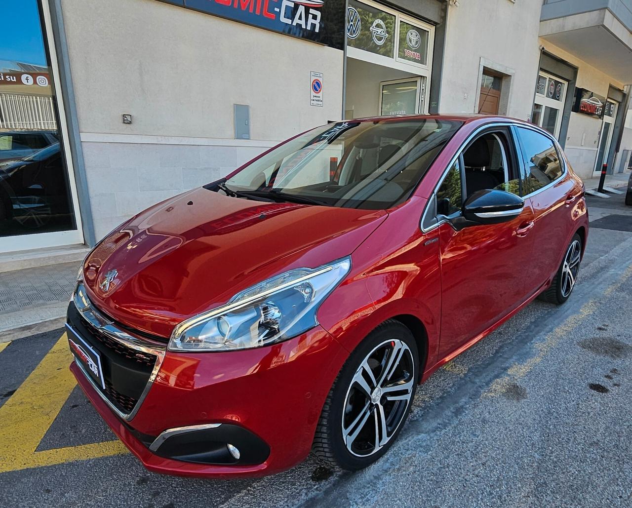 Peugeot 208 BlueHDi 100 5 porte GT Line