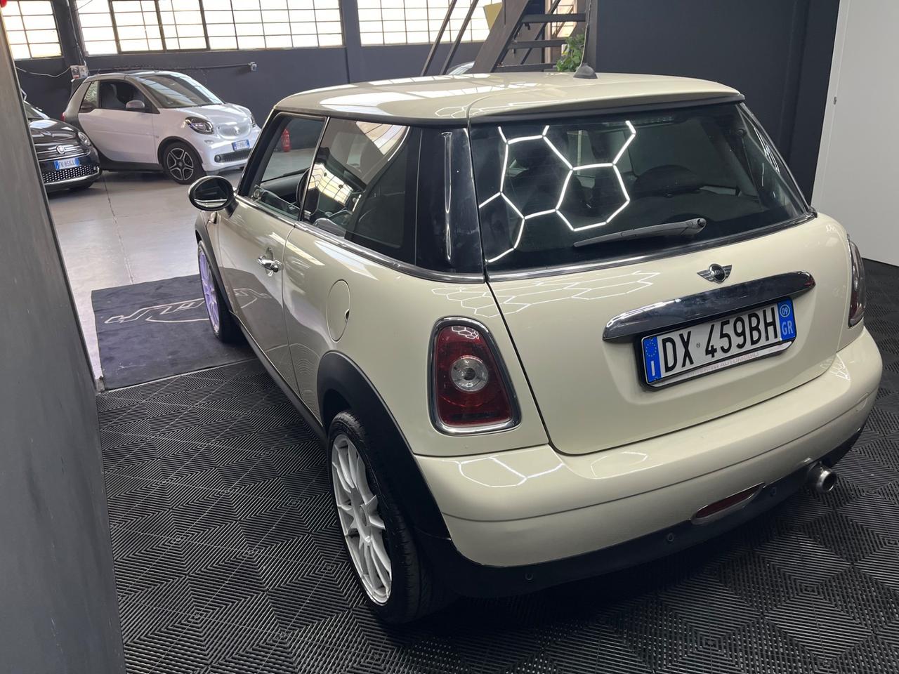 MINI Cooper 1.4 Benzina 95 CV 2009 – Ottimo Stato
