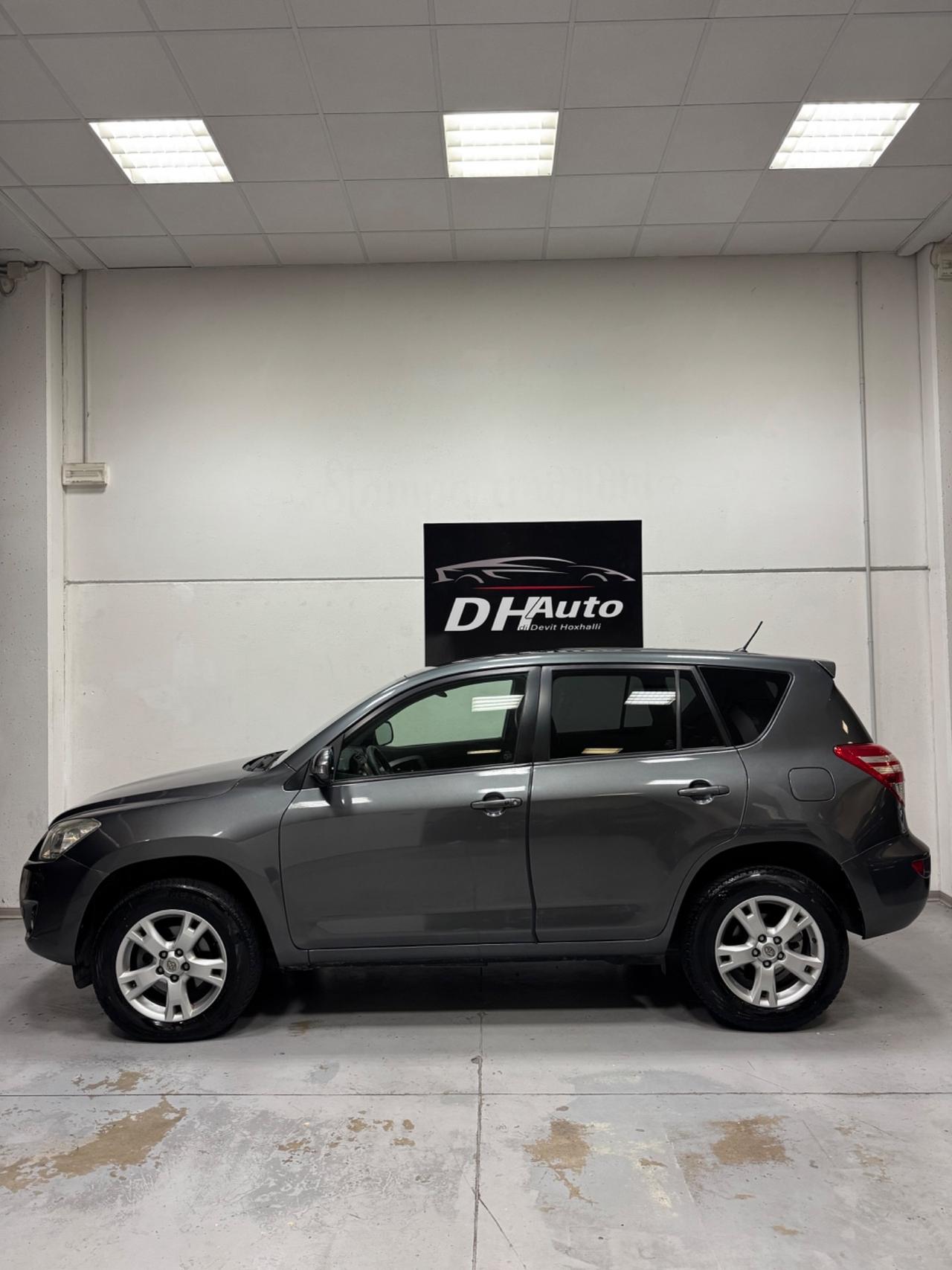 Toyota RAV 4 RAV4 2.2 D-4D 150 CV DPF Exclusive
