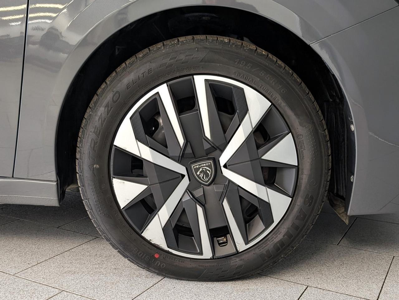 Peugeot 208 1.2 puretech 100cv Active