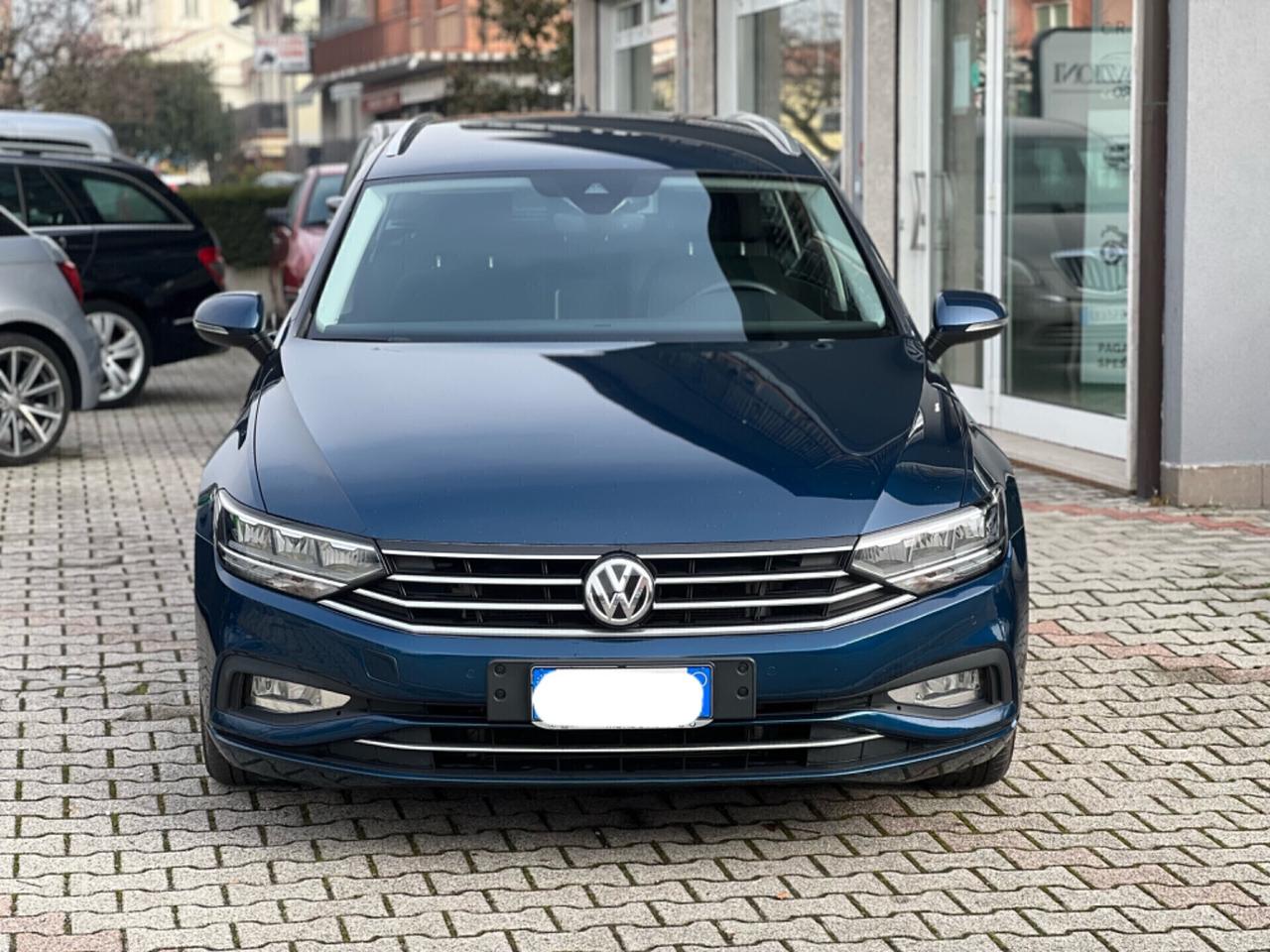 Volkswagen Passat 8ª 2.0 TDI SCR EVO DSG Business