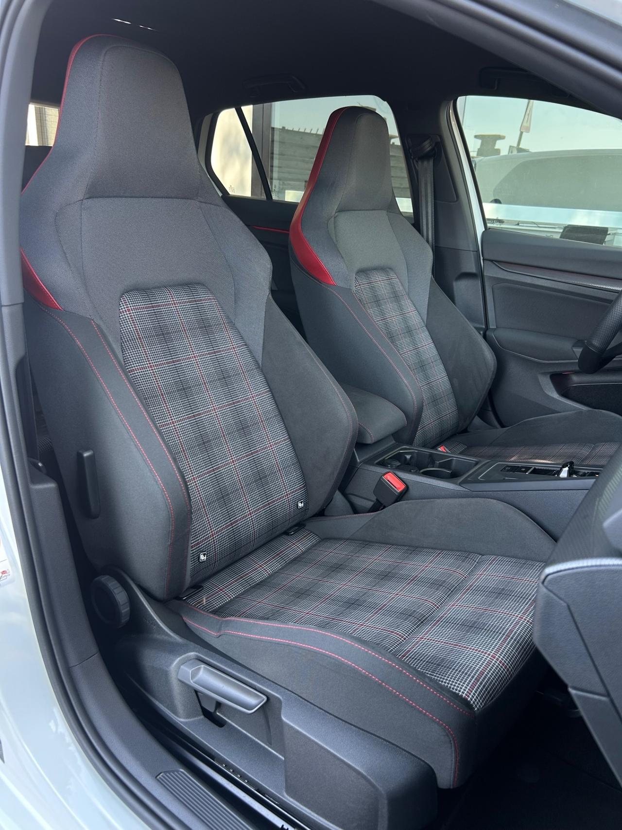Volkswagen Golf GTI 2.0 TSI TCR DSG 5p. BlueMotion Technology