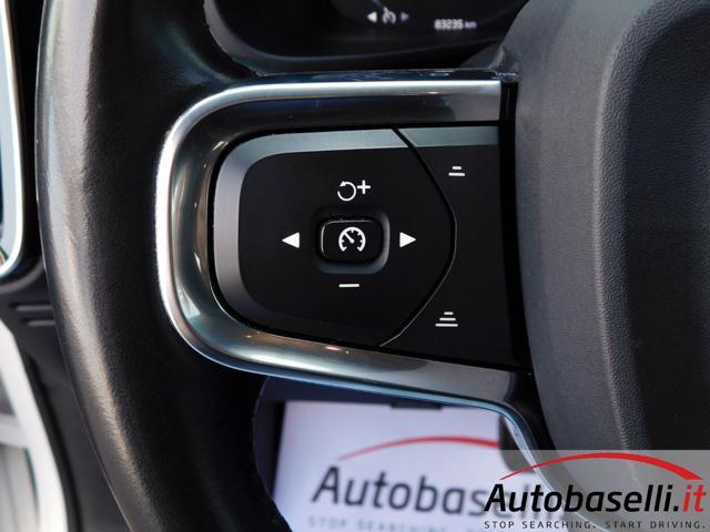 VOLVO XC40 2.0T4 190CV GEARTRONIC MOMENTUM AUTOMATICA