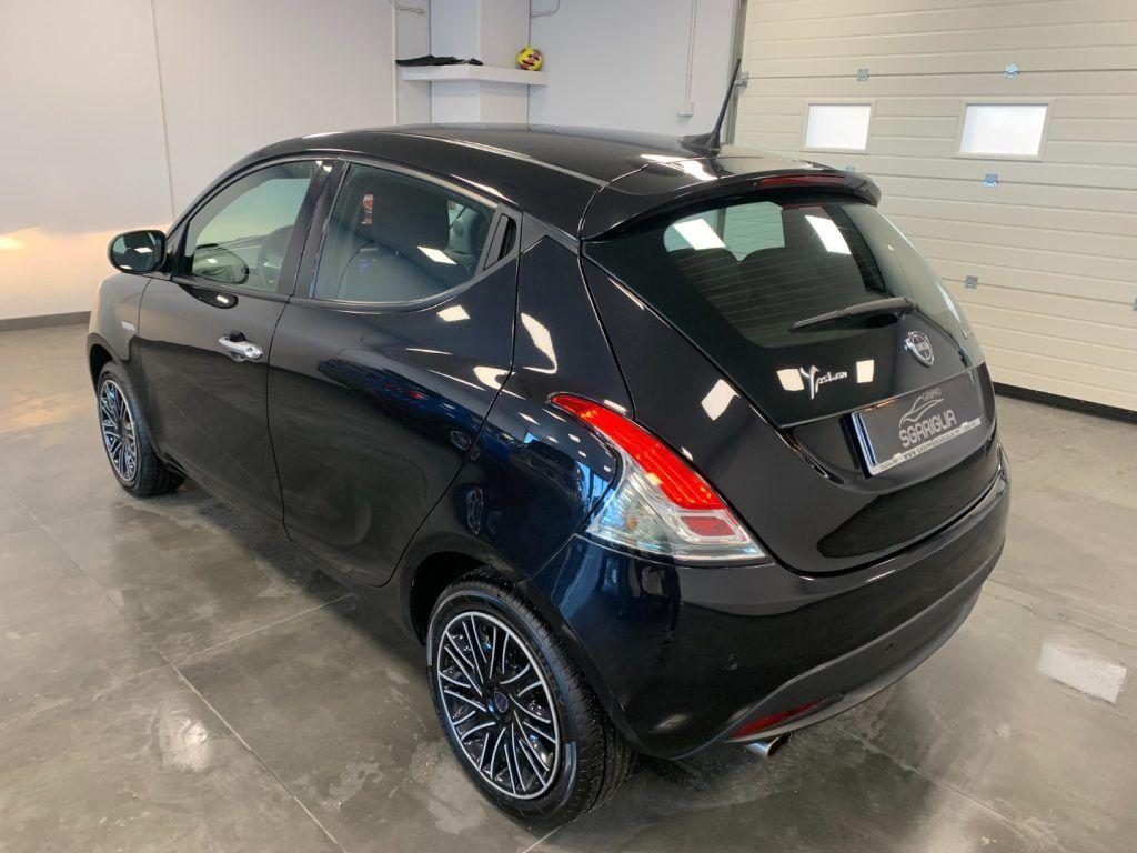 Lancia Ypsilon 1.0 Benzina Hybrid Ecochic Gold 5 Porte