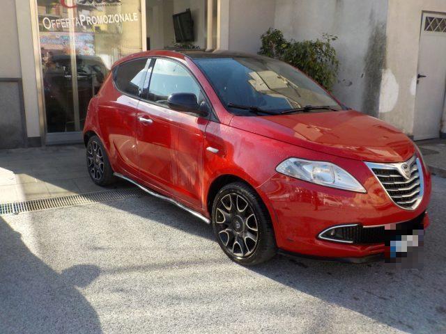 LANCIA Ypsilon 1.2 69 CV 5 porte Gold