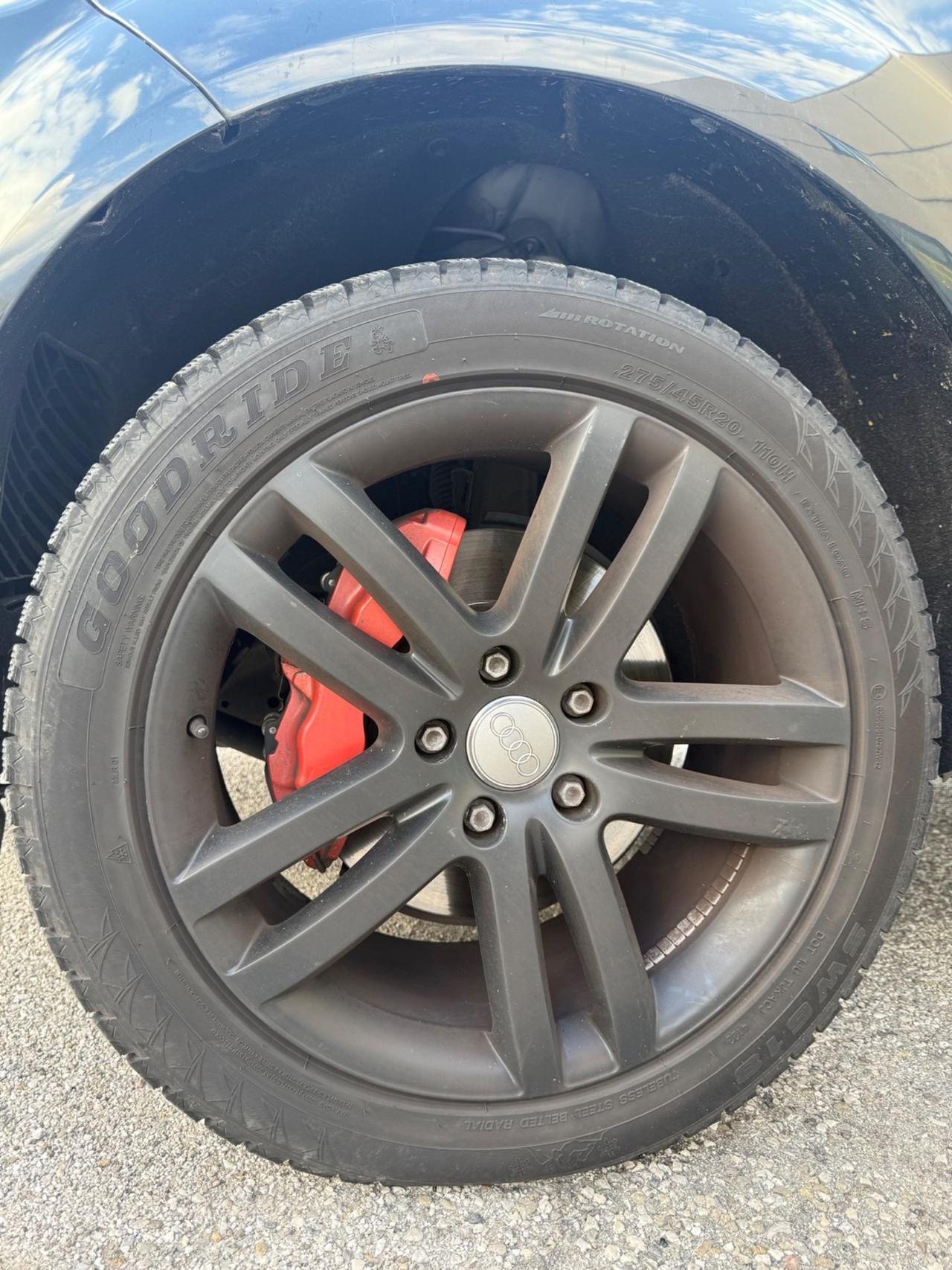 Audi Q7 3.0 V6 TDI 233CV quattro tiptronic