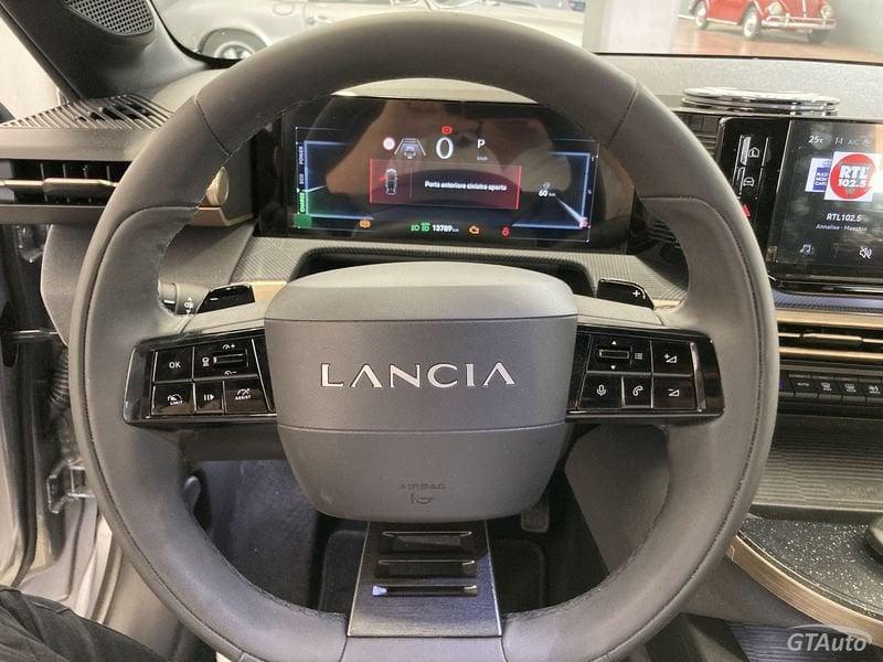 Lancia Ypsilon Ypsilon Hybrid e-DCT