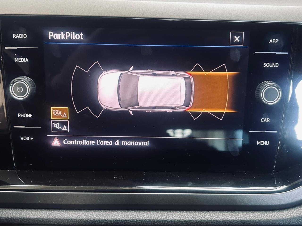VW Polo 1000cc benzina x neopatentati 119000 km