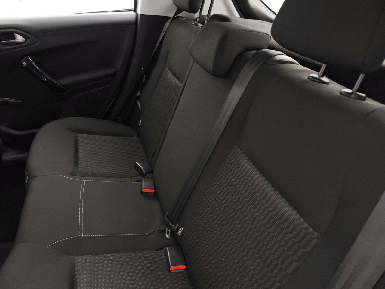 Peugeot 208 1.2 puretech Active s&s 82cv 5p neopatentat