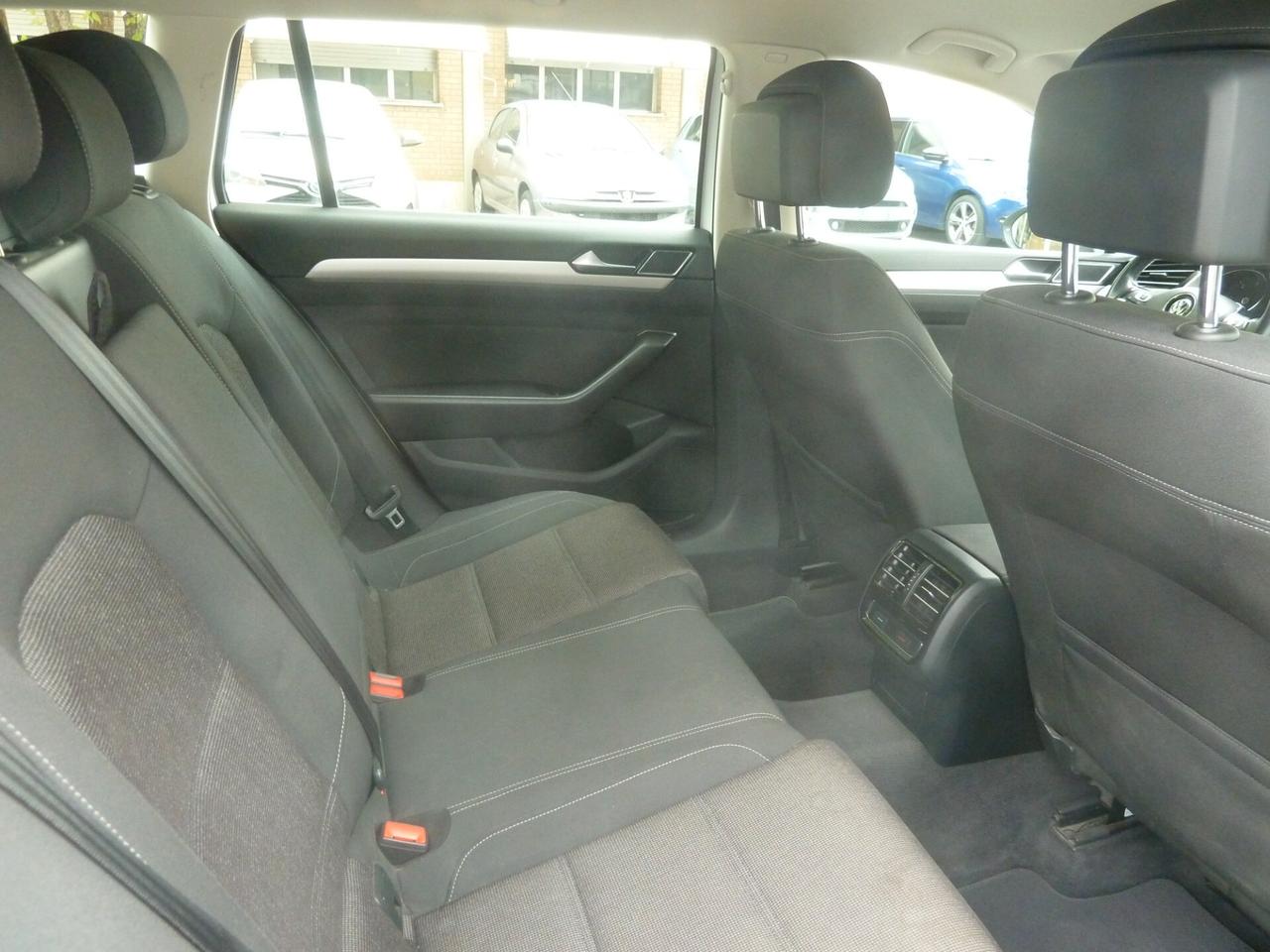Volkswagen Passat Variant 1.6 TDI Business BlueMotion Technology