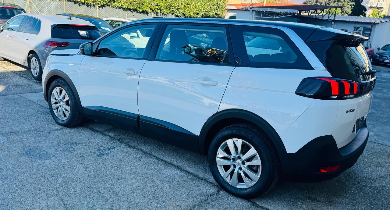 Peugeot 5008 BlueHDi 130 S&S EAT8 Business